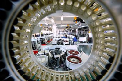 电子专用材料研发 夯实实体经济根基的战略抓手与创新路径